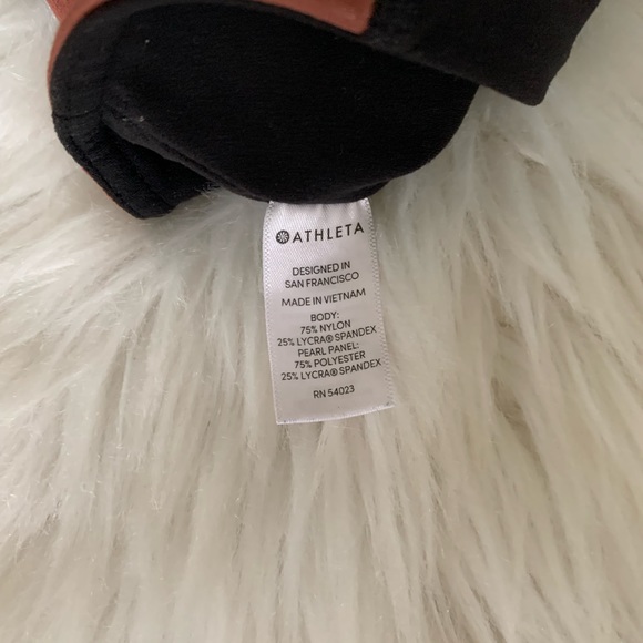 Athleta Salutation Colorblock Asym 7/8 Tight Yoga Pant - Picture 8 of 11